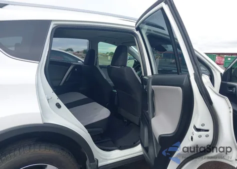 2017 Toyota Rav4 Xle z USA, uszkodzony, nr VIN JTMWFREV9HJ707623